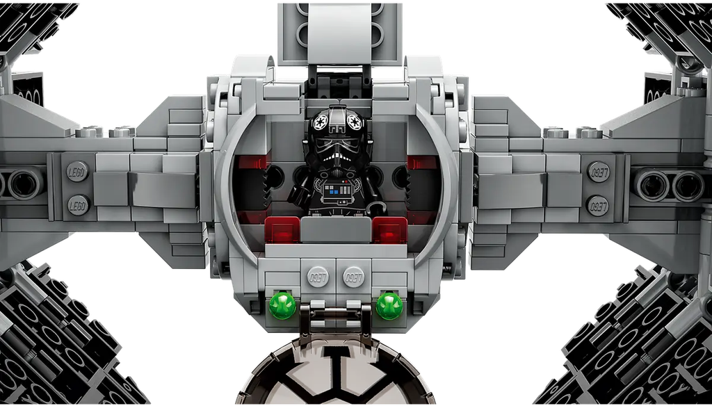 LEGO 75348 Starwars Mandalorian Fang Fighter vs. TIE Interceptor