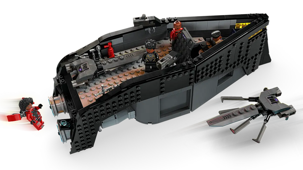 LEGO 76214 Black Panther War on Water