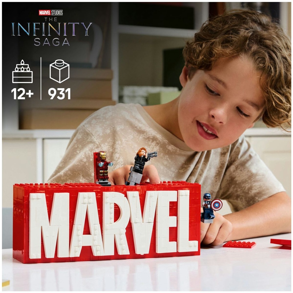 LEGO 76313 MARVEL Logo &amp; Minifigures