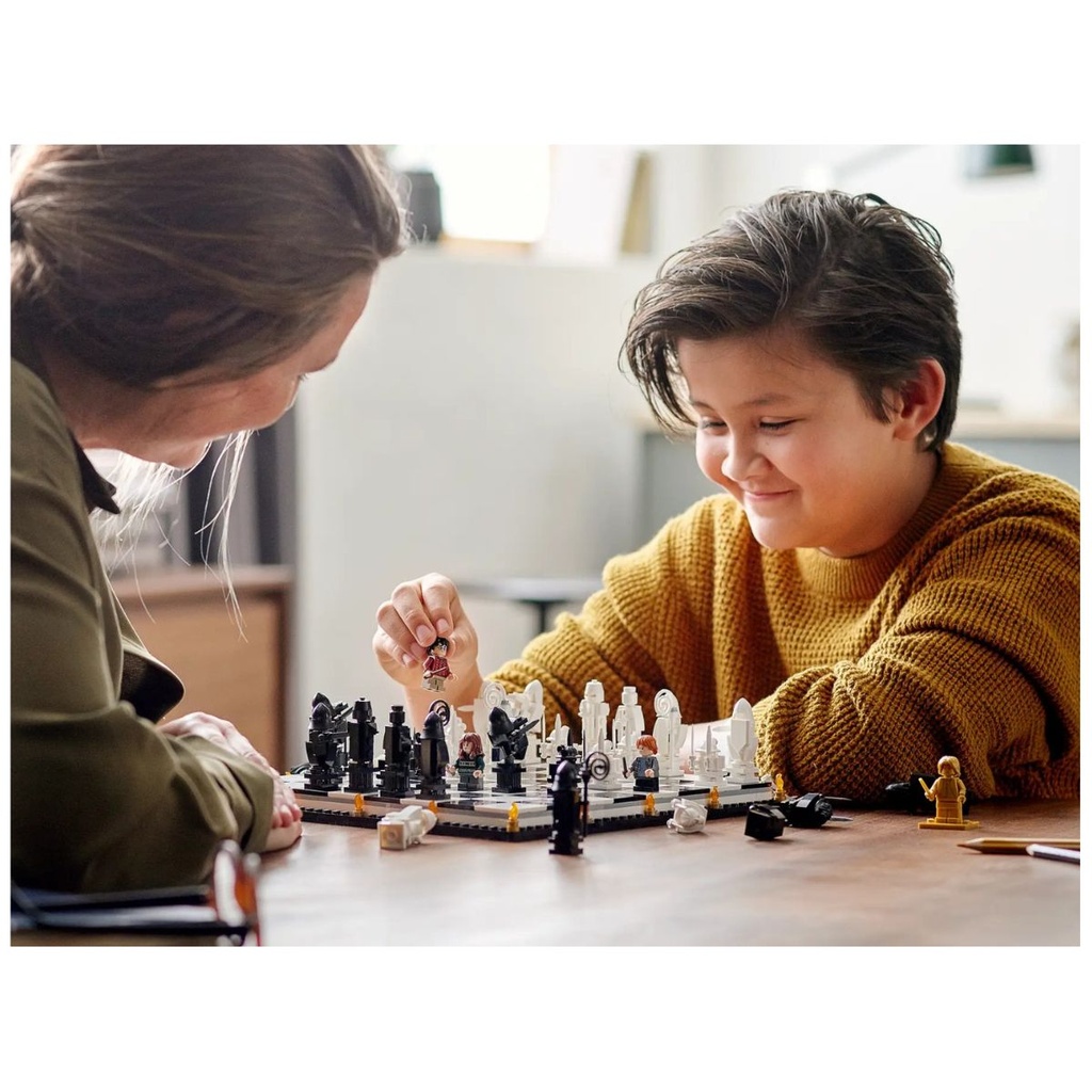 LEGO 76392 HP Hogwarts Wizard Chess