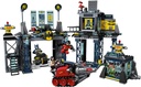 LEGO 6860 Super Heroes The Batcave (Dents/Creases)_2