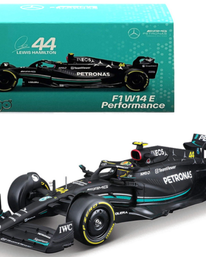 BURAGO 1/24 Lewis Hamilton Mercedes-AMG F1 W14 #44 Formula 1 2023
